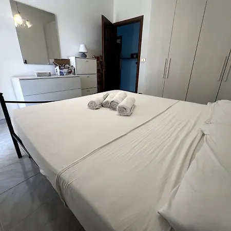 Casa Viola - San Remo بيت للعطل *