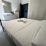Casa Viola - San Remo بيت للعطل *