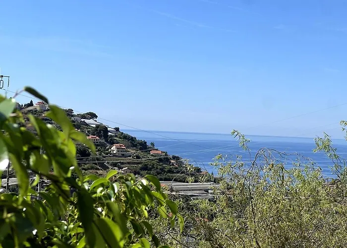 Casa Viola - San Remo * Poggio (Imperia)